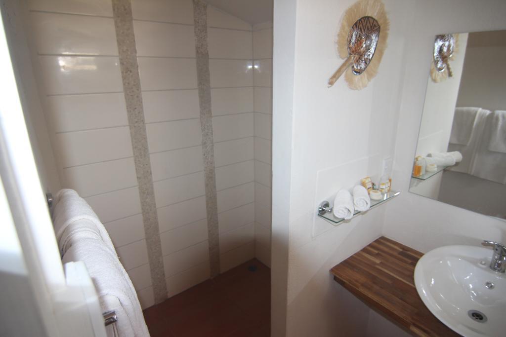 Boathouse Apartments เนอิอาฟู ห้อง รูปภาพ